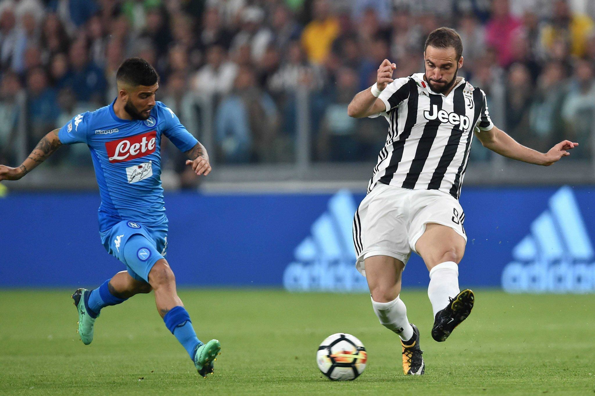 中格外显眼 中格外显眼