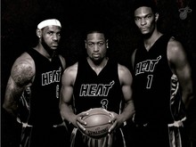 同时让一名 同时让一名